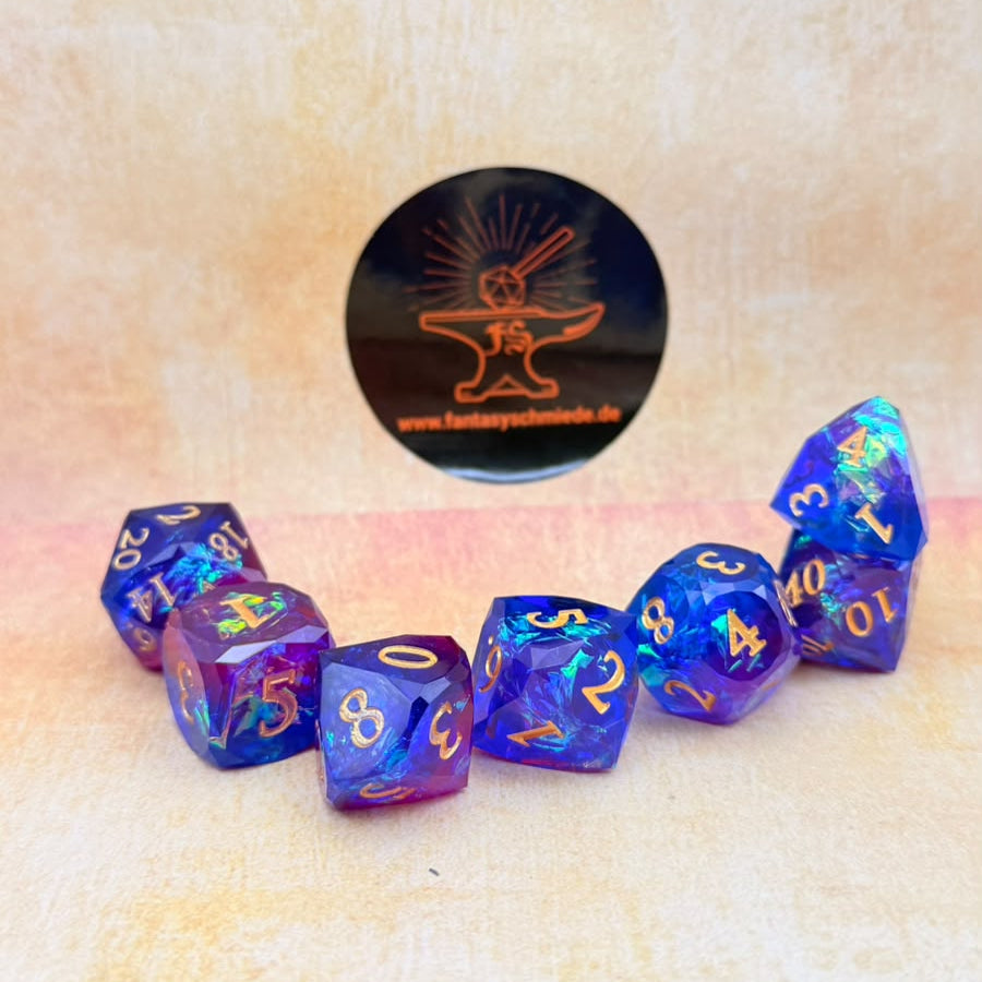 Arcane Saphire Glass Cut